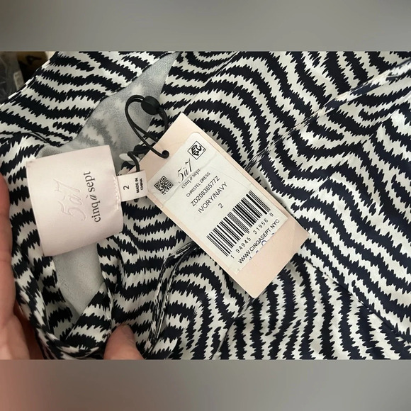 Cinq a Sept CHRISTEL DRESS in IVORY/NAVY - Picture 6 of 7